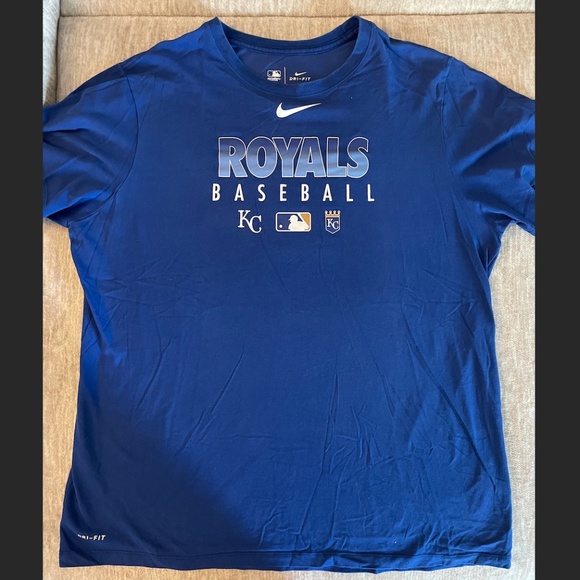 Nike Dri-Fit Men's Kansas City Royals Short-Sleeve Tee Shirt - Picture 2 of 2